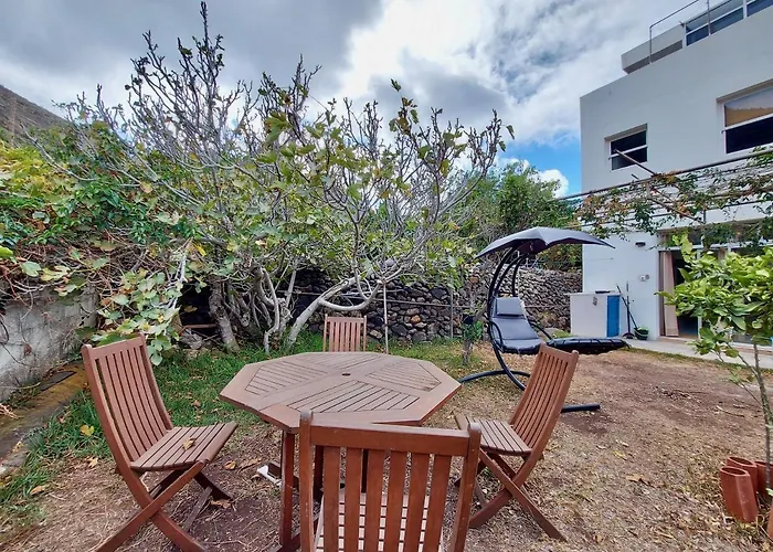 Casa Ana Con Jardin 蓬达德尔伊达尔戈