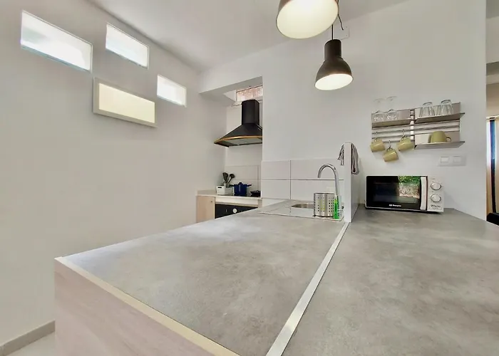 Casa Ana Con Jardin Apartman